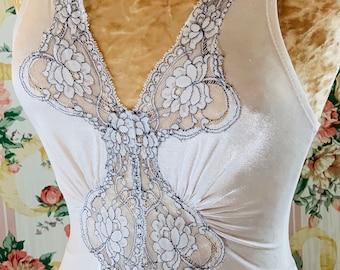 Nuovo ~ Snow Queen White Vandemere Camicia da notte