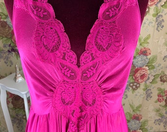 Dreaming in Hot Pink~ Olga Nightgown