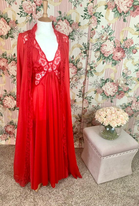 New~Rose Red Olga Nightgown set - image 4