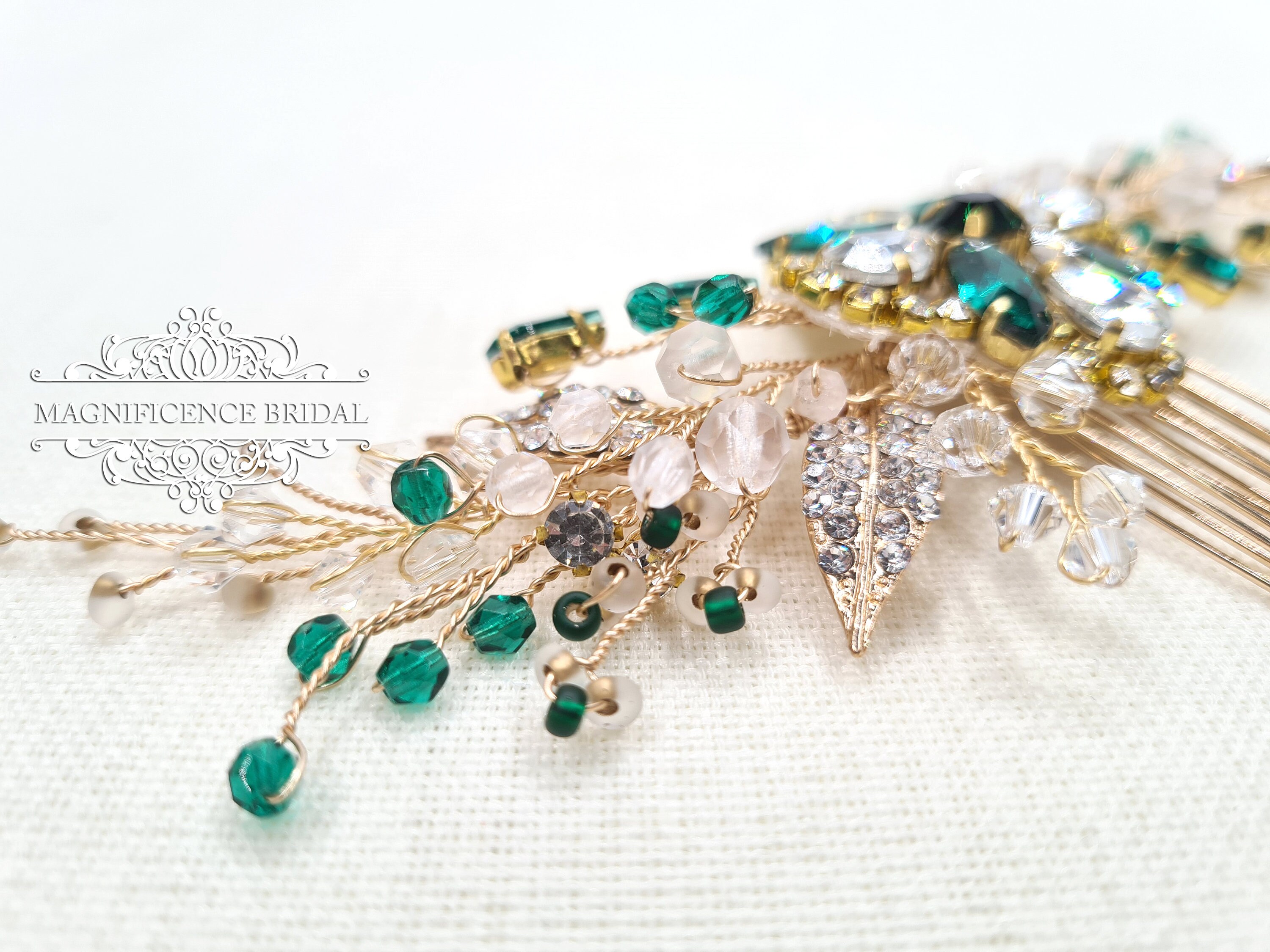 Gold hair comb, emerald and gold, Bridal hair comb, wedding hair comb