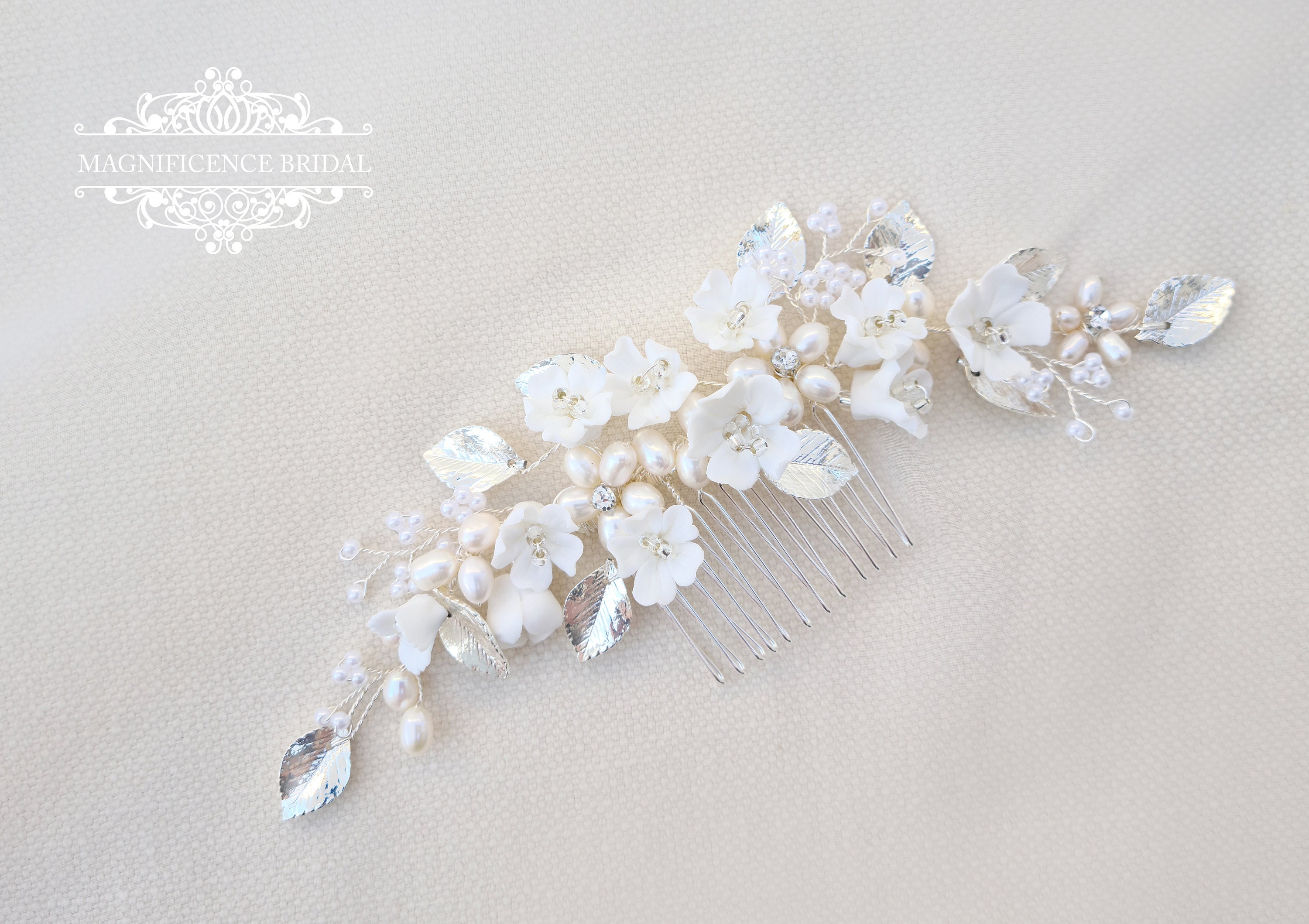 Bridal headpiece, pearl bridal comb, bridal comb, delicate hair comb, wedding headpiece, bridal