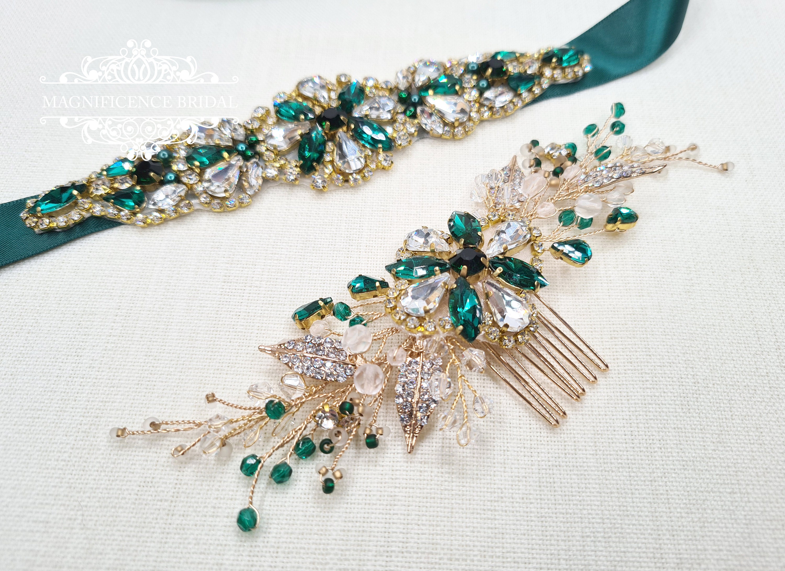 Gold hair comb, emerald and gold, Bridal hair comb, wedding hair comb
