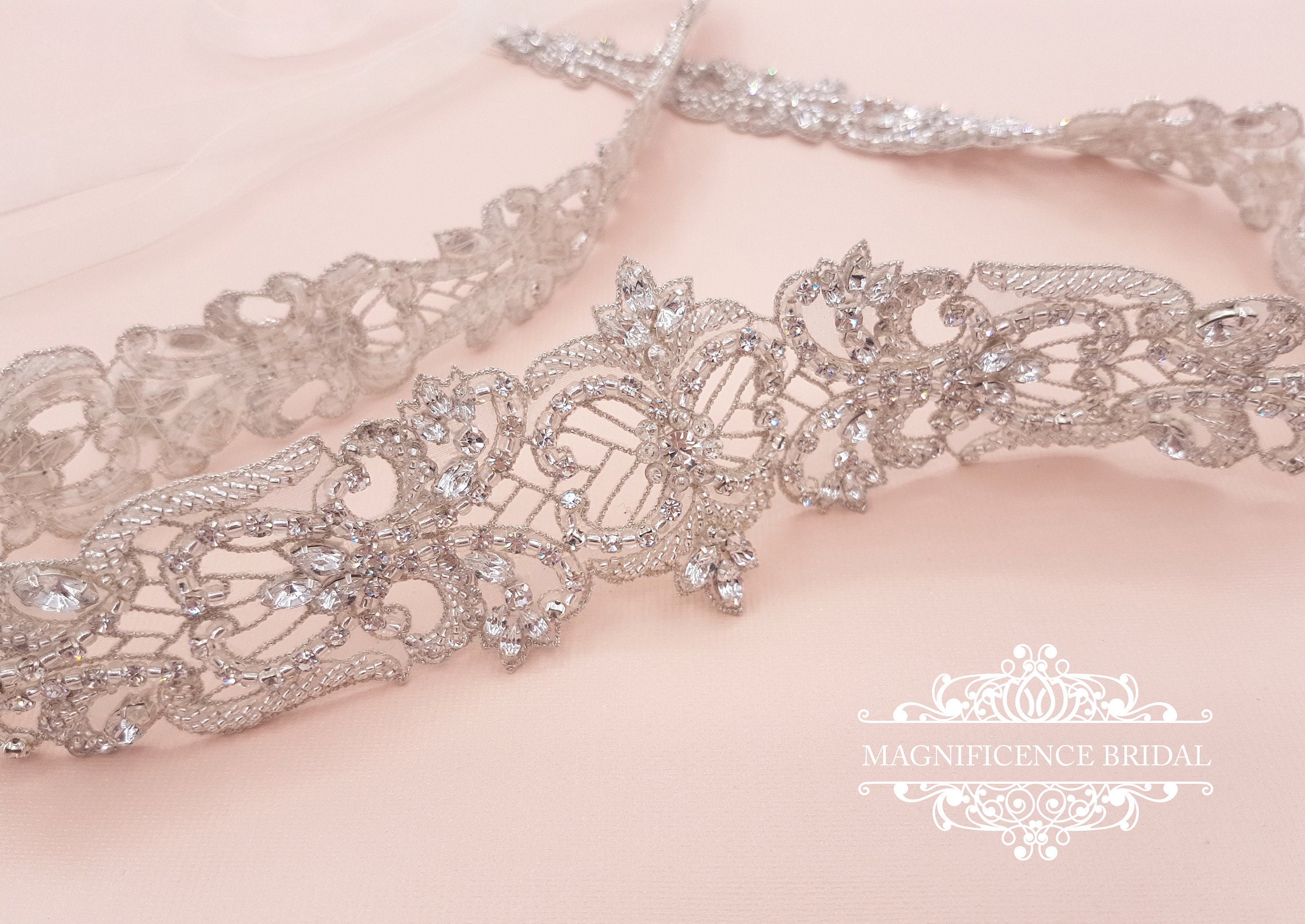 how to choose a bridal belt