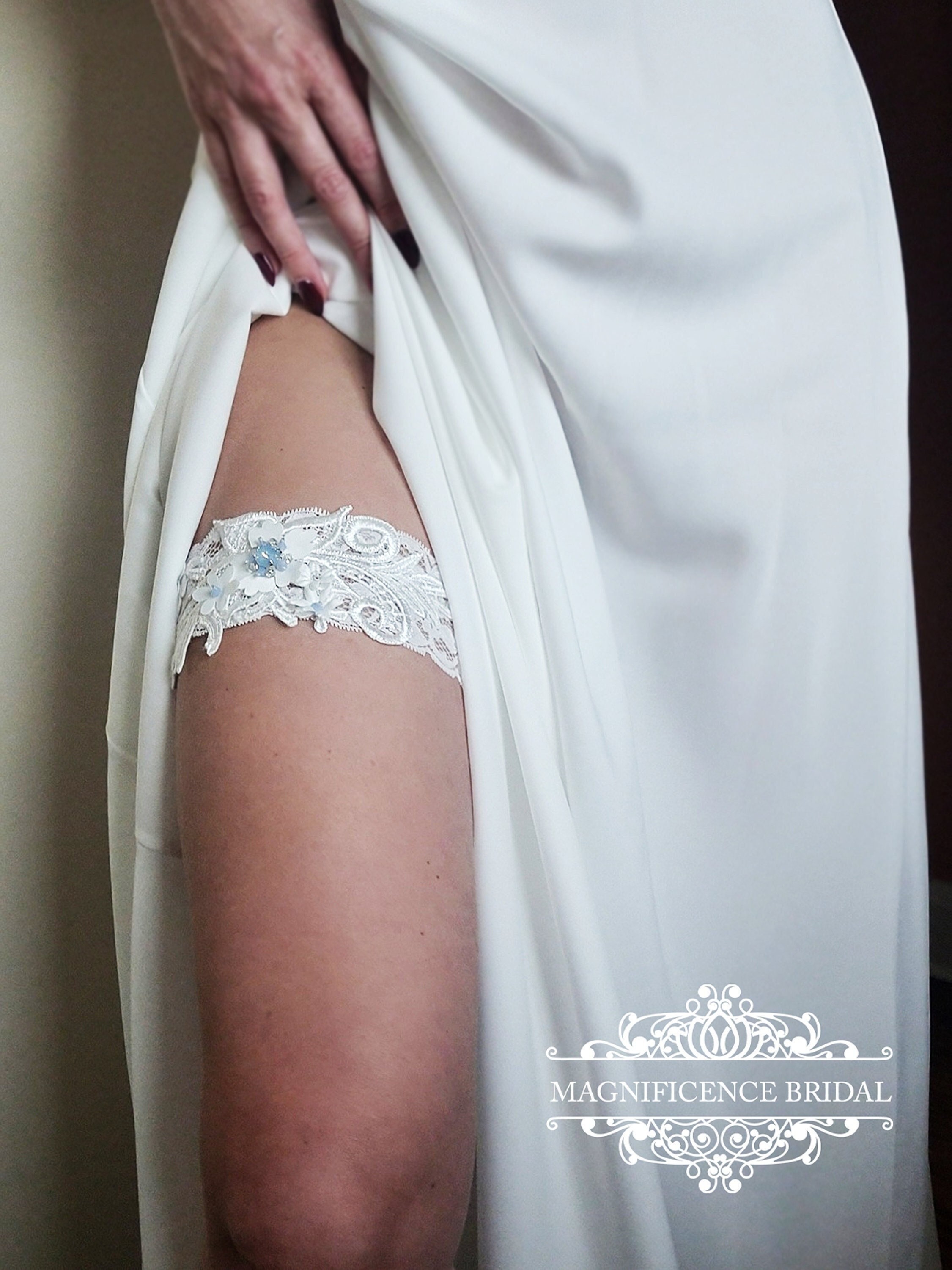 Ivory lace garter, wedding Garter, bridal garter, Ivory garter