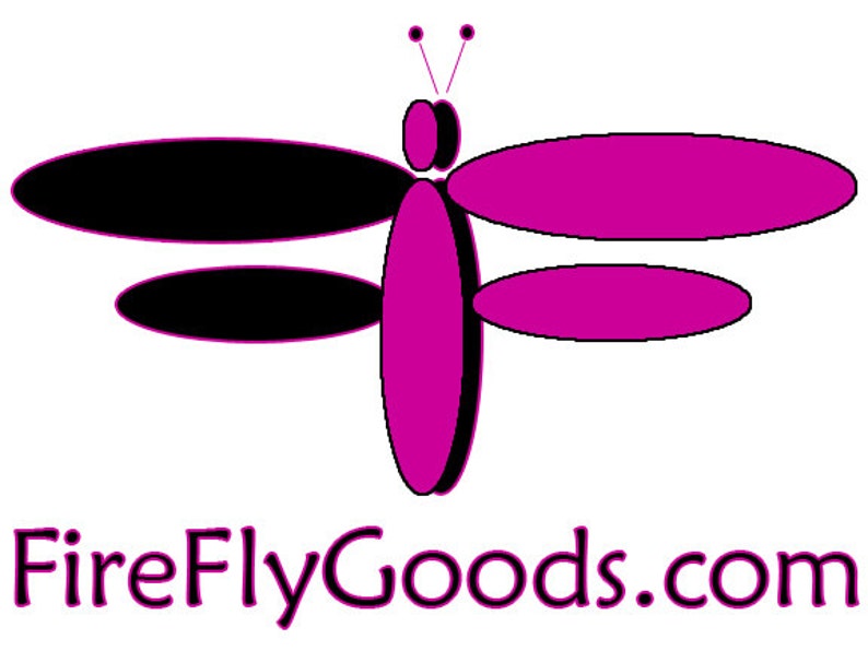 Pode incluir: Um logotipo estilizado com um design de lib&eacute;lula em preto e magenta. O texto "FireFlyGoods.com" &eacute; exibido abaixo, em magenta e preto, sobre um fundo branco.