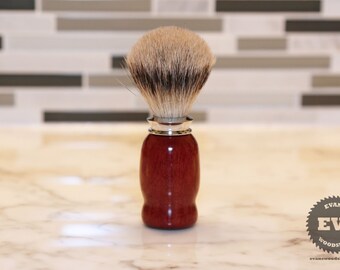 Brocha de afeitar de madera de corazón púrpura, hecha a mano, de pelo de tejón puro para afeitado en húmedo. Regalo para el Día del Padre, padrinos de boda y hombres.
