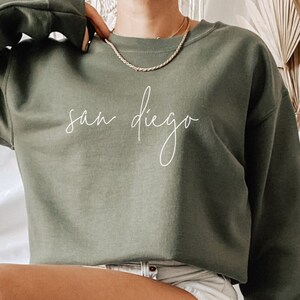 San Diego Sweatshirt, San Diego Souvenir, West Coast Shirt, California Shirt, Weicher Unisex Pullover mit Rundhalsausschnitt