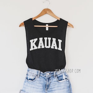 Kauai Tank Top, Hawaii Muscle Tank, Kauai Hawaii Souvenir, Hawaii Outfit Gift, Flowy Muscle Tank