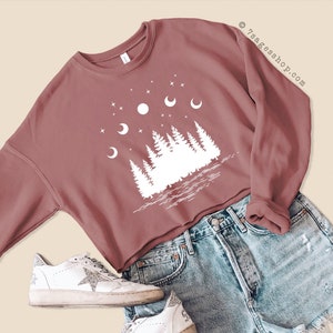 Forest Moon & Stars Cropped Sweatshirt - Outdoorsy Sweatshirt - Camping Sweater - Starry Sweatshirt Crop Top - Fleece Sweatshirt