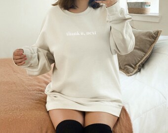 oversized ariana grande sweater