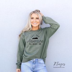 Bluza Let the Adventure Begin - Bluza kempingowa - Prezent kempingowy - Koszulka kempingowa - Swetry kempingowe - Bluza Outdoorsy zdjęcie 1