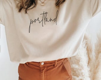 Sudadera Portland, Camisa Portland, Sudadera con escritura cursiva de Oregón, Camisetas Portland, Suéter Portland, Cuello redondo unisex suave