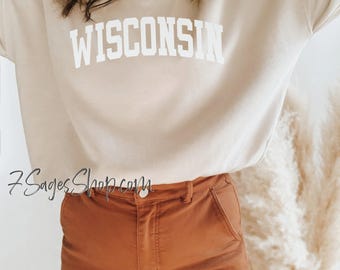 Wisconsin Sweatshirt, Wisconsin Shirts, Moving Gift, Souvenir, Crewneck Sweatshirt