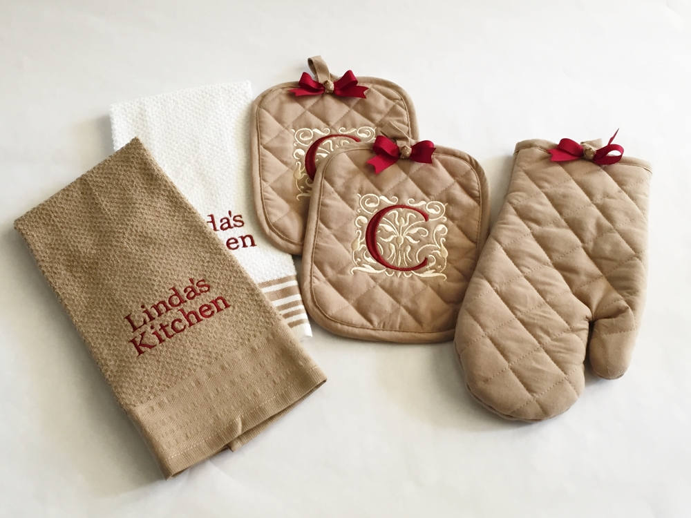 Personalized Kitchen Towels Pot Holders and Oven Mitt 5 PC Etsy