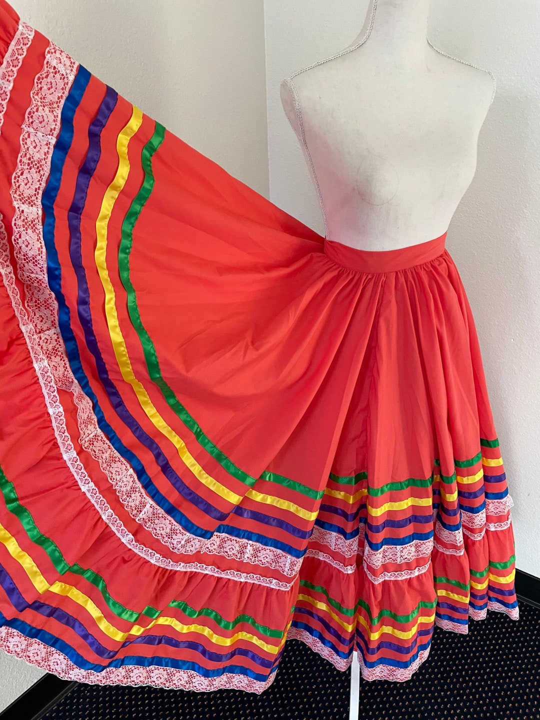 Professional Double Circle Dance Skirt For Folkloric Mexican, Flamenco, Bomba - Adjustable Waist & Length
