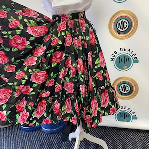 Floral double circle folkloric skirt