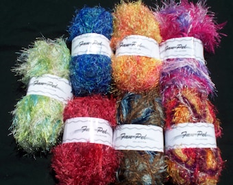 Fan Pel Fuzzy Eyelash Yarn: Variegated Bulky Yarn