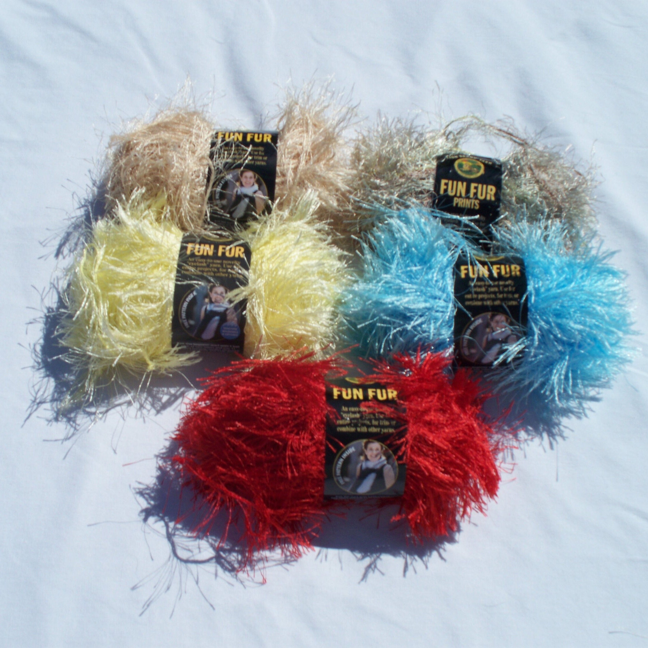 Eyelash Yarn / Ice Yarns Fun Fur 50 Gram/faux Fur Yarn /soft Fur Yarn  Chunky Fluffy Yarn / Chenille Yarn 