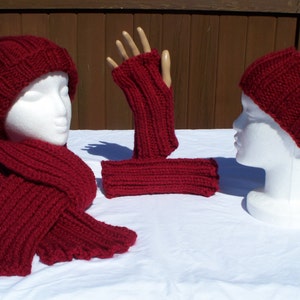 Burgundy Hat and Scarf Set - Etsy display picture 3