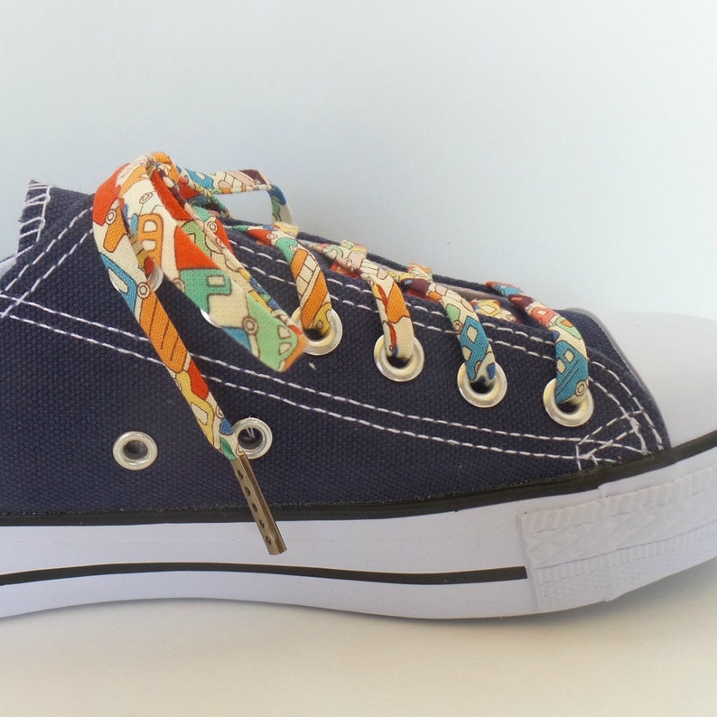 Metal Tipped Shoestrings Shoelaces covered in Tiny Cars Great for Teaching Kids to Tie Their Laces Passed a Driving Test Gift