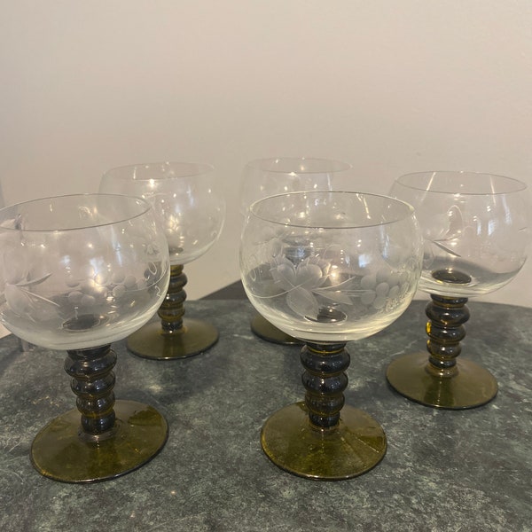 Roemer Romer Etched Wine/Cordial Glass Olive Green Beehive  Austria Set of 5