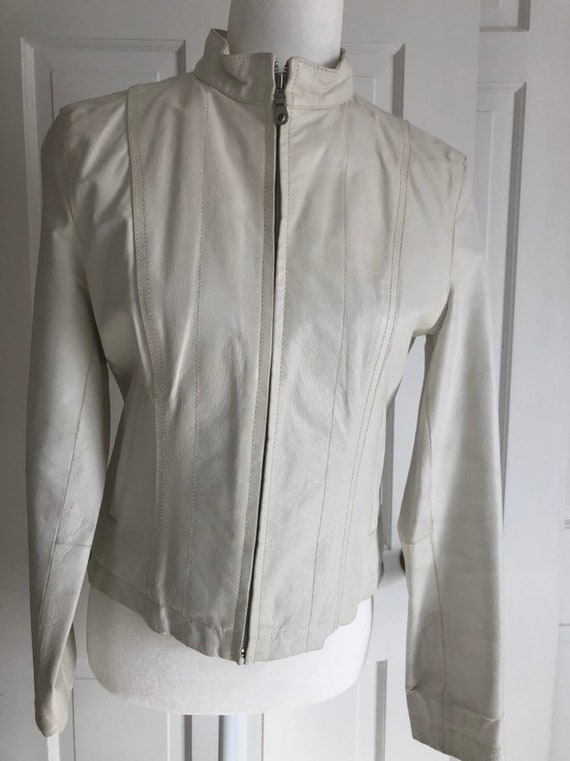 Vintage Wilson's Leather White Maxima Leather Wome