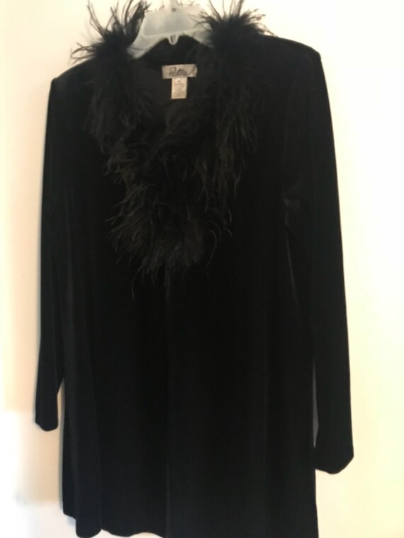 1822 UK Elegant Lightweight Evening Overcoat 1980s Black Opera Coat with Marabou Feather Trim Size 1416 US