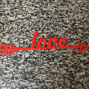 Metal LOVE Arrow 15&quot; x 4&quot;
