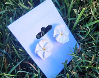 White Flower Stud Earrings