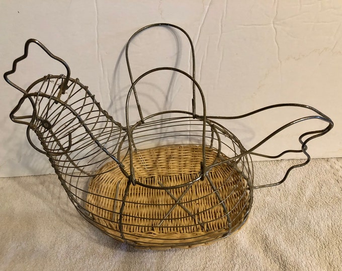 Vintage Wire and Wicker Chicken Egg Basket - Etsy