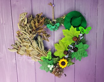 Green Witchy Wreath, Wiccan Door Hanger, Pagan Wall Hanging, Miniature Broomstick, Broom Home Decor, Lavender Birch Besom, Druid Felt Witch