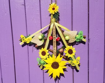 Sunflower Pentagram, Beltaine Pentacle, Beltane Maypole, Mayday Home Decor, Wiccan Wall Hanging, Witchy Door Hanger, Pagan Summer Altar