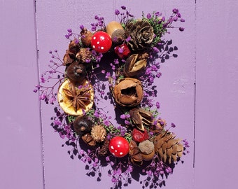 Crescent Moon Wreath, Rustic Wall Hanging, Natural Door Hanger, Pine Cone Decoration, Witches Home Decor, Gypsophila Ornament, Pagan Goddess