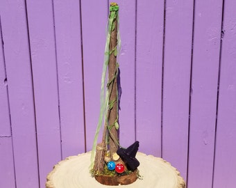 Wiccan Green Maypole, Mayday Decoration, Witches Ornament, Beltaine Home Decor, Beltane Pagan Altar, Miniature Broomstick, Black Felt Witch