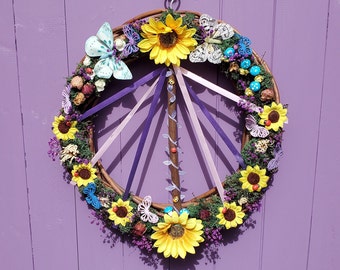 Couronne bleue Beltaine, Accroche-porte Beltane, Tenture murale Mayday, Décoration mât de mai, Décoration d'intérieur sorcière, Ornement d'été, Tournesols wicca