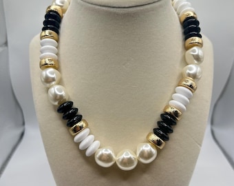 Black white large bead statement necklace
