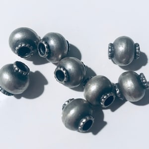 8 piece antique Rajasthani Silver beads , Indian beads - silver beads - Tribal beads - antique beads -ethnic beads - jewellery parts -