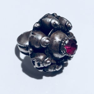 Tamaño 6 Anillo coleccionable - Anillo antiguo - Kochi - Anillo de plata vieja de la tribu - Anillo exótico - Anillo de declaración - Anillo étnico tribal...