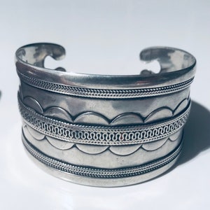 Antique silver Turkmen tribe bracelet - silver bracelet - tribal bracelet - antique bracelet - Ethnic bracelet - Turkmen bracelet-