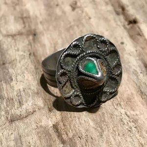 Size 8.5 antique silver Berber enameled ring - moroccan ring - tribal ring - ethnic ring - silver ring - antique ring- Sahara ring