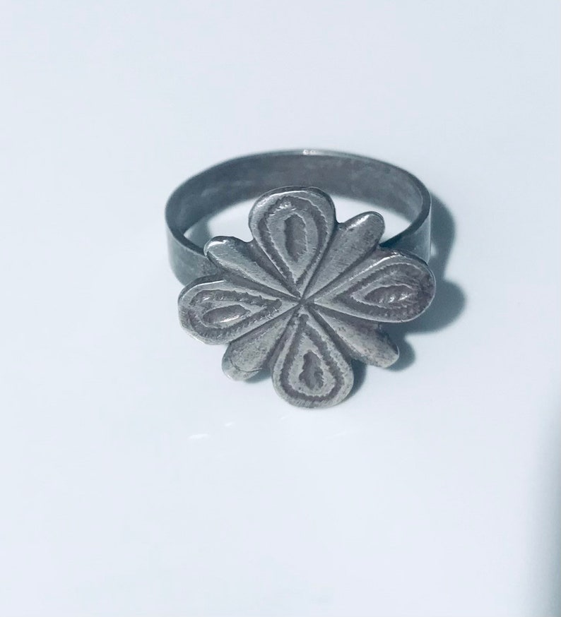 antique ring- Sahara ring Size 9 antique silver Berber ring silver ring moroccan ring- Berber ring enamelled ring tribal ring
