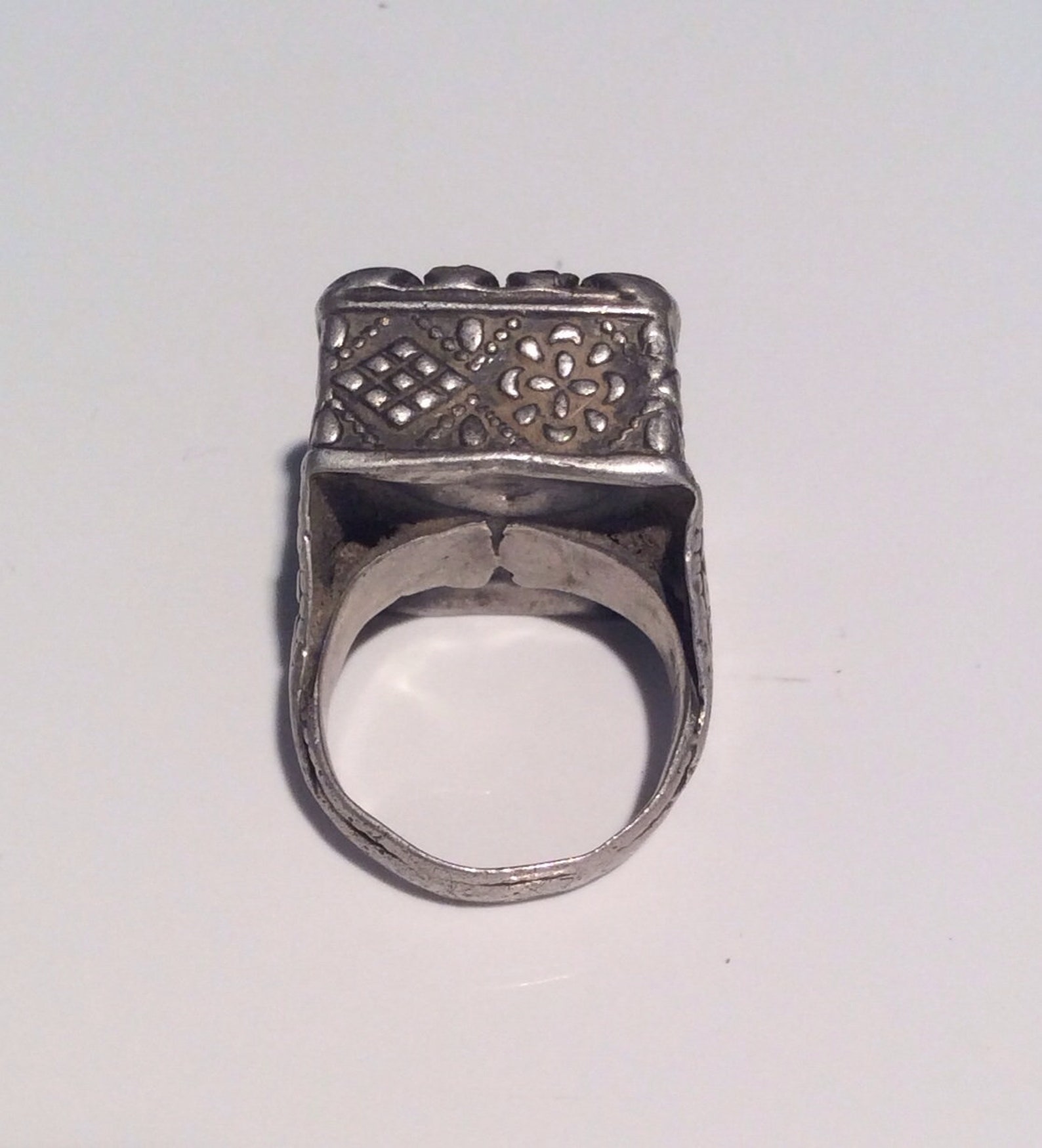SIZE 9.5 Antique Silver Ring Old Silver Ringkochi Etsy