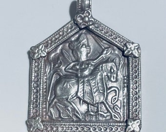 Pendentif déesse Durga en argent antique- Pendentif en argent-Pendentif antique-Pendentif déesse-Pendentif Rajasthani-Pendentif indien