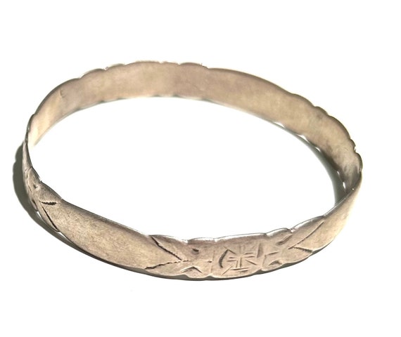 Antique silver Berber tribe bangle - Moroccan ban… - image 6