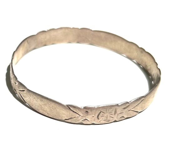 Antique silver Berber tribe bangle - Moroccan ban… - image 1