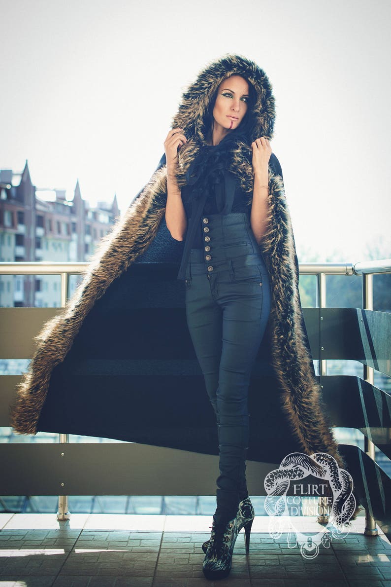medieval queen cloak with large hood and faux fur