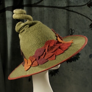 Fancy Green Witch Hat with Leaves and Curly Point Hand Felted Merino Wool image 3