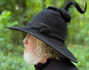 Wizard Hat in Solid Black with Curly Point - Hand Felted Merino Wool