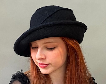 Black Posable Brimmed Hat W/pintuck Swirl - Breton Brimmed Vintage