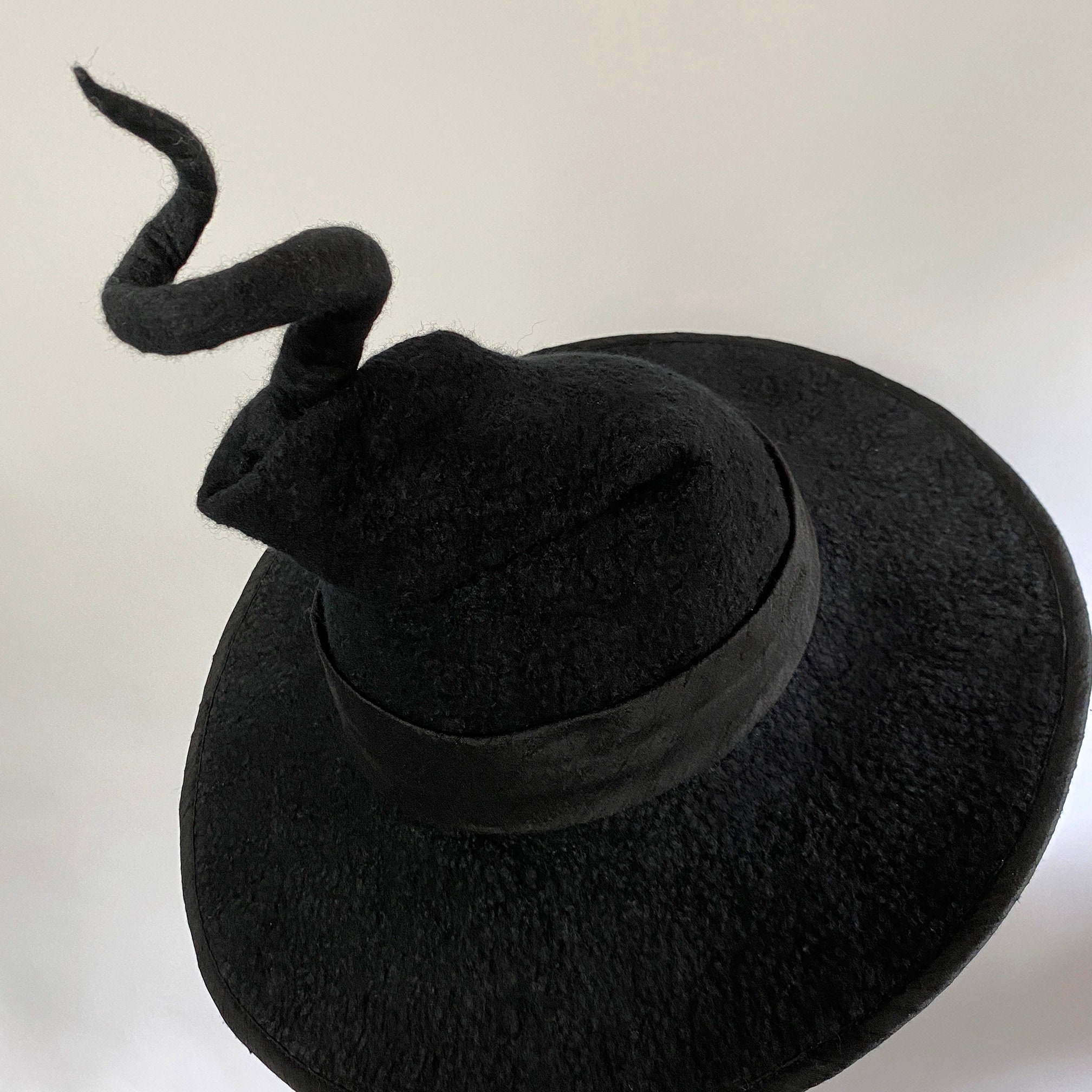 Witch Hat in Solid Black With Curly Point - Hand Felted  display picture 3